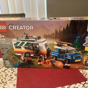 Lego Creator Caravan Family Holiday 766 pcs New in Unopened Box 3 in 1 set 31108